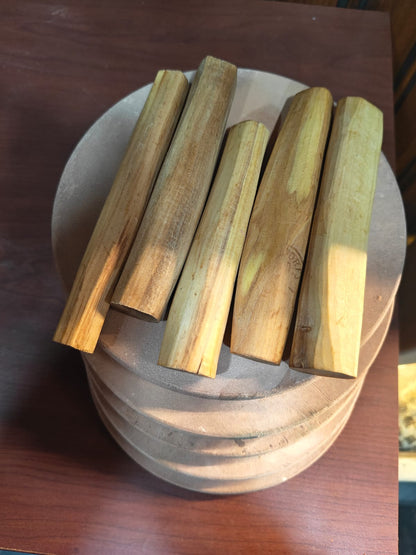 Premium Chandan Sandalwood for Pooja & Rituals – 700GM Natural Light Yellow Fragrant Wood, Tilak, Meditation & Spiritual Use